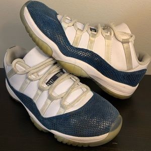 Nike Air Jordan 11 Retro Low Navy Snakeskin Men’s Size 10.5 CD6846-102 No Box